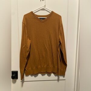 (3/$15) Men’s XL vneck sweater